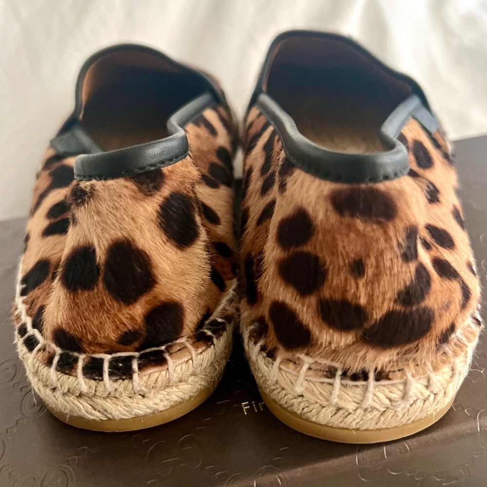 👑✅PRICE FIRM✅ AUTHENTIC Calf Hair GUCCI Leopard Espadrille Flats - Picture 7 of 16